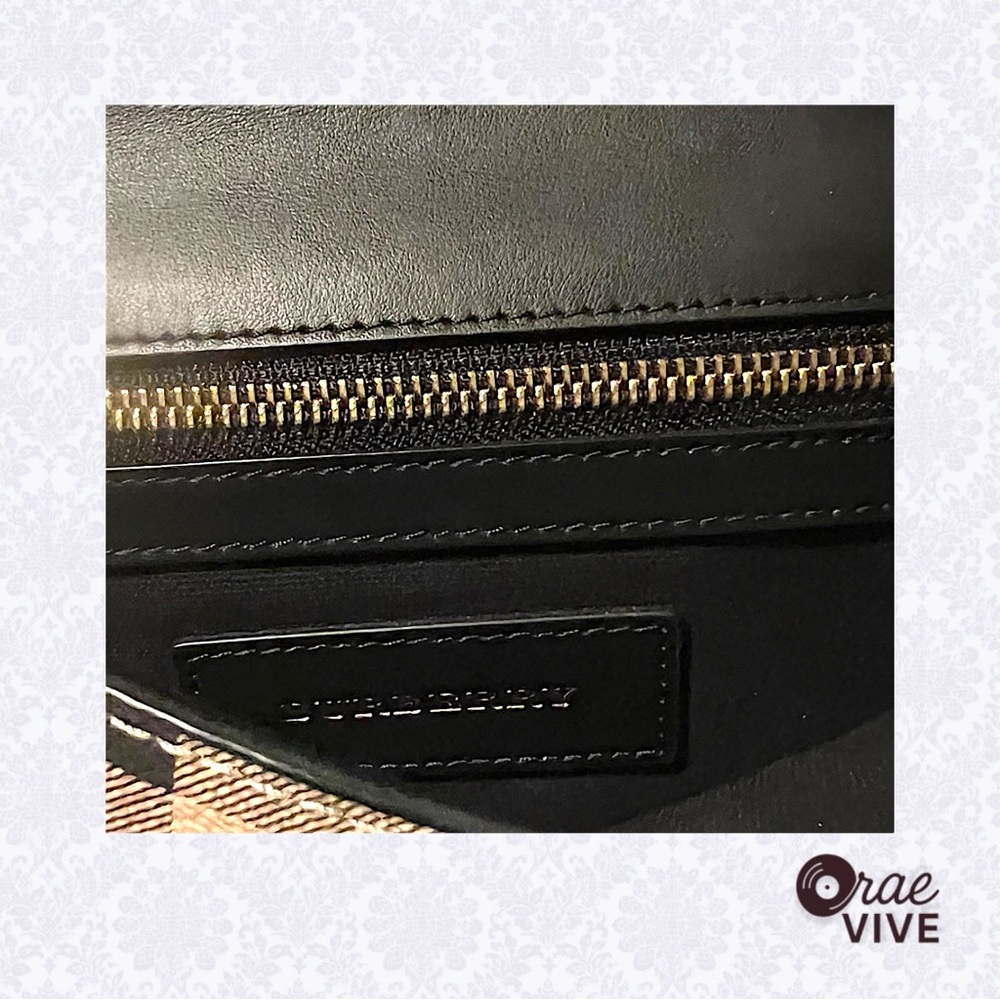Authentic Burberry SM Loxley Crossbody [Like New!] - Picture 6 of 7